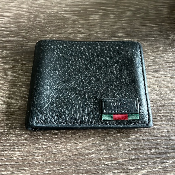 Gucci Wallet - Picture 1 of 2